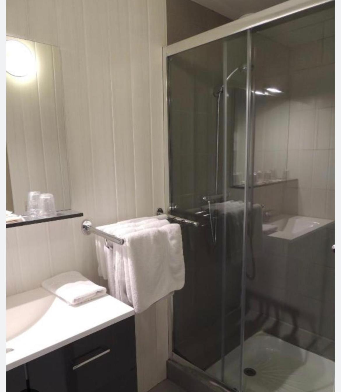 Hotel Auberge Des Charmilles Sainte-Soulle الغرفة الصورة